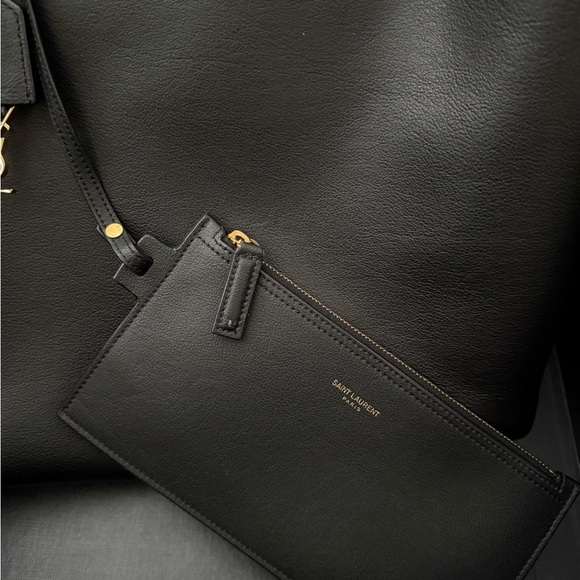 Yves Saint Laurent Tote - Picture 7 of 7